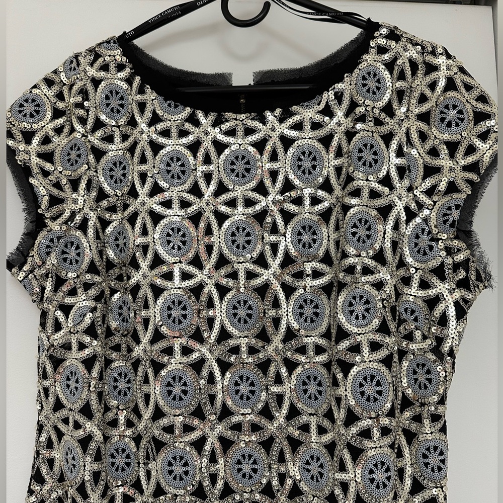 Vince Camuto cocktail dress. Very sparkly. Silver sequin pattern on black Sz 14
